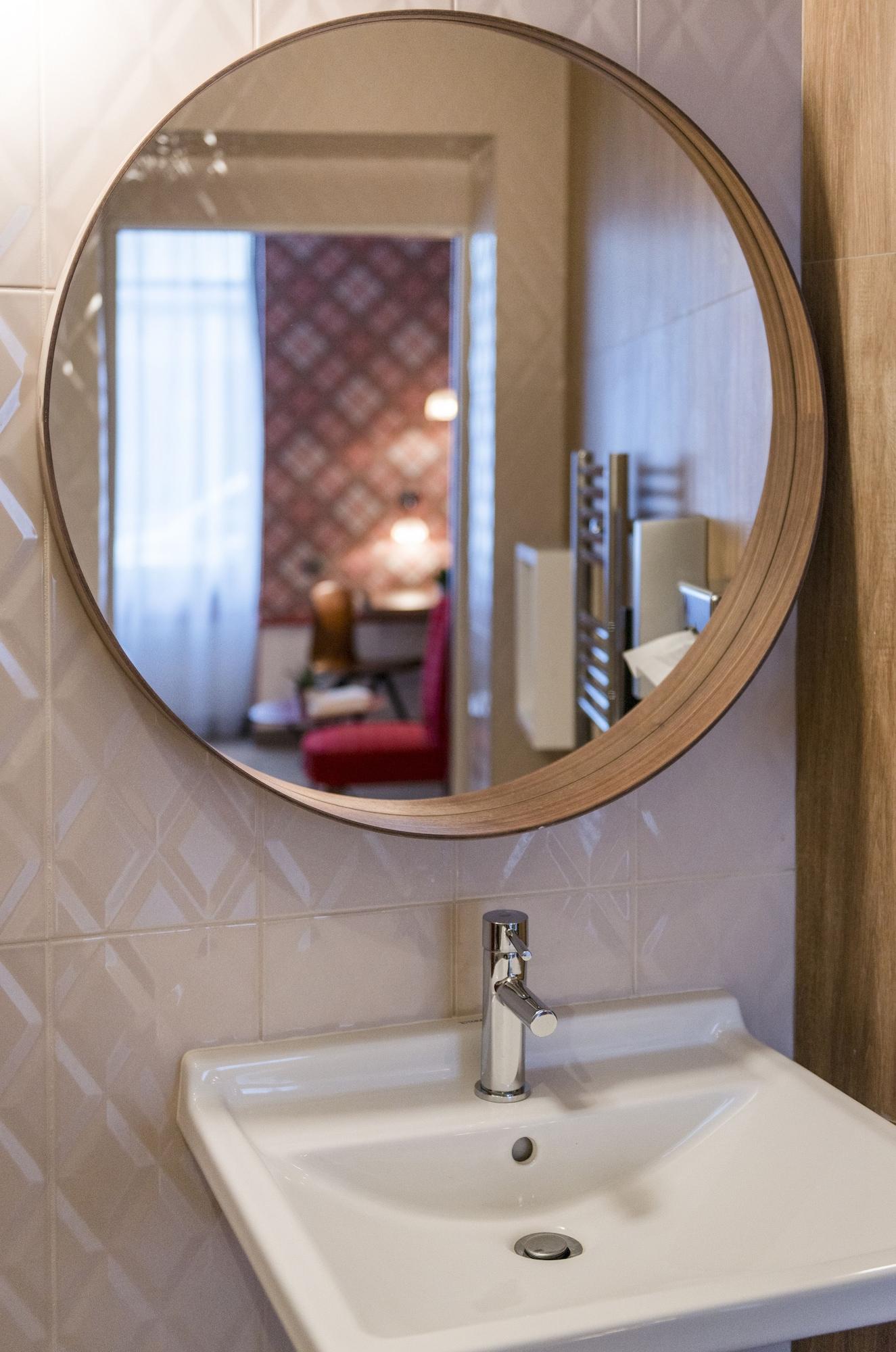 Hotel Boris V. By Happyculture ลูวาลัวเปแรต์ ภายนอก รูปภาพ