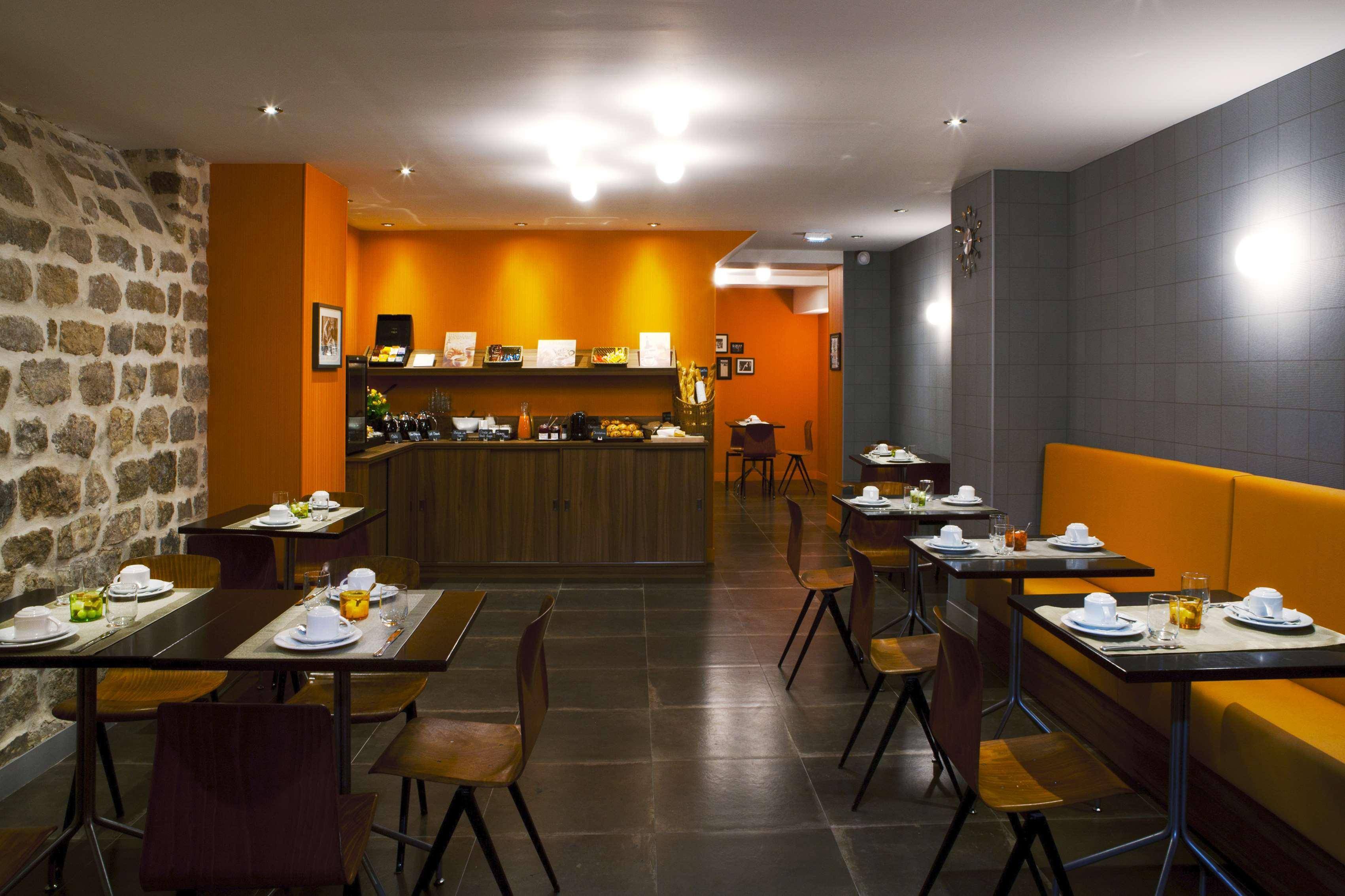 Hotel Boris V. By Happyculture ลูวาลัวเปแรต์ ร้านอาหาร รูปภาพ