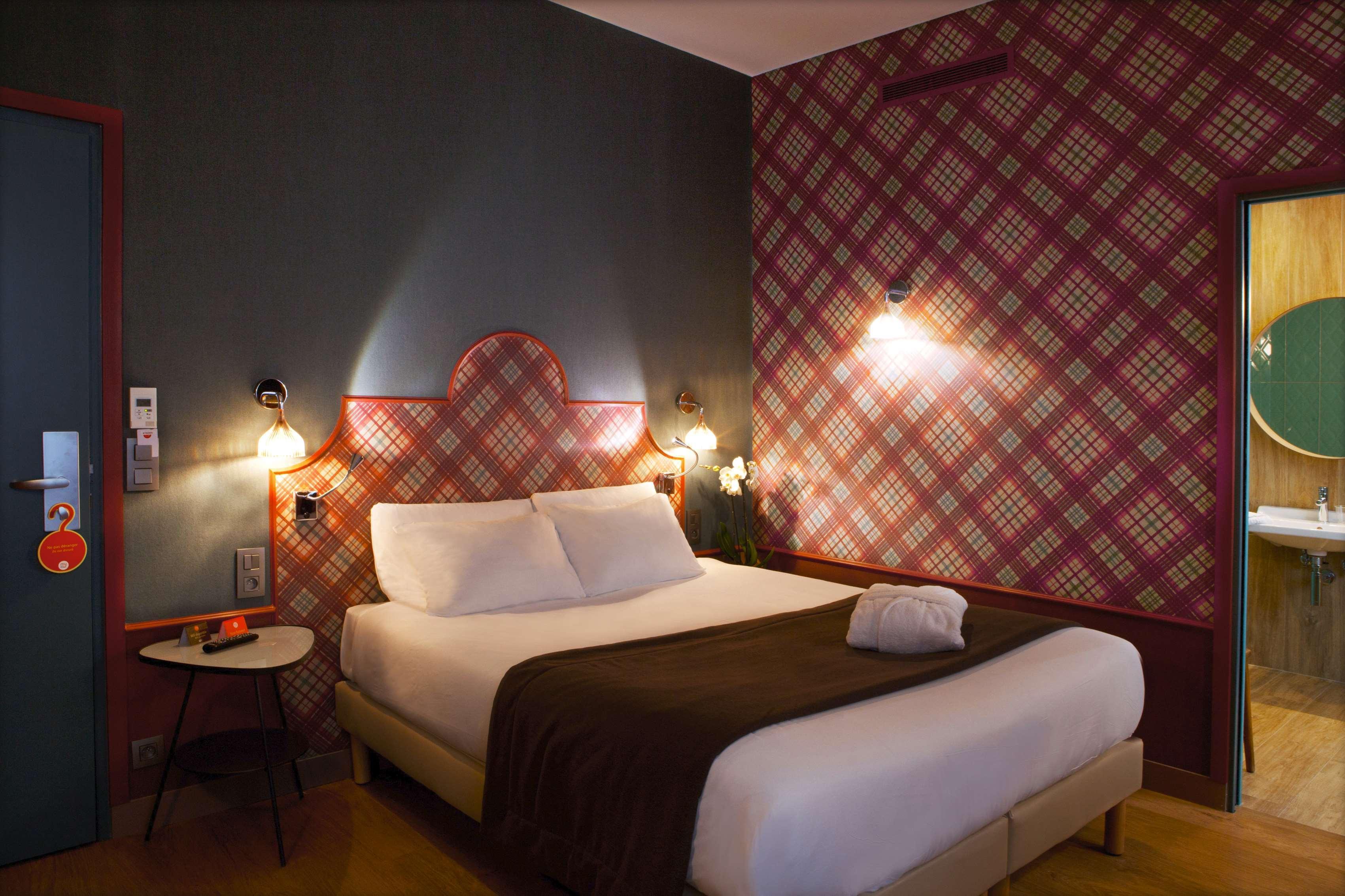 Hotel Boris V. By Happyculture ลูวาลัวเปแรต์ ภายนอก รูปภาพ